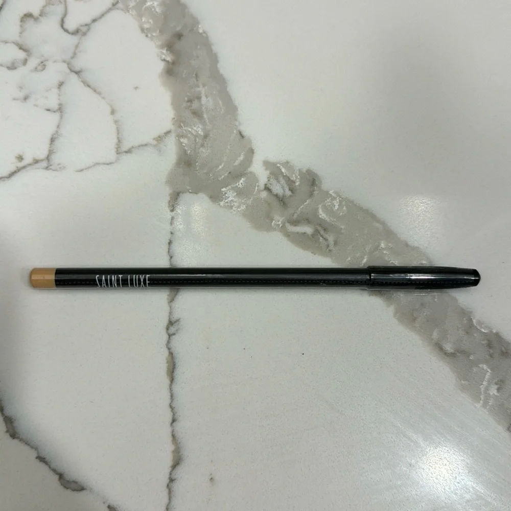 🌸5/$25🌸 Saint Luxe eyeliner in saint nude